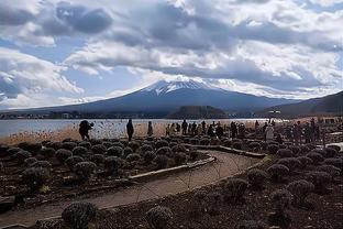 天空预测：水晶宫3-1曼联奥利斯破门，曼联13负破队史英超纪录