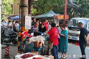 厄德高本场数据：1传1射，3次关键传球，评分8.9分全场最高